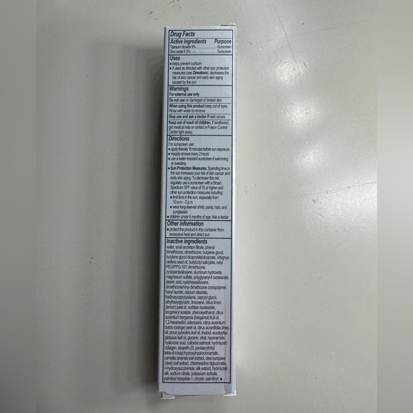 NEW, Unopened, IT Cosmetics CC Cream
Shade: Light - Picture 4 of 6